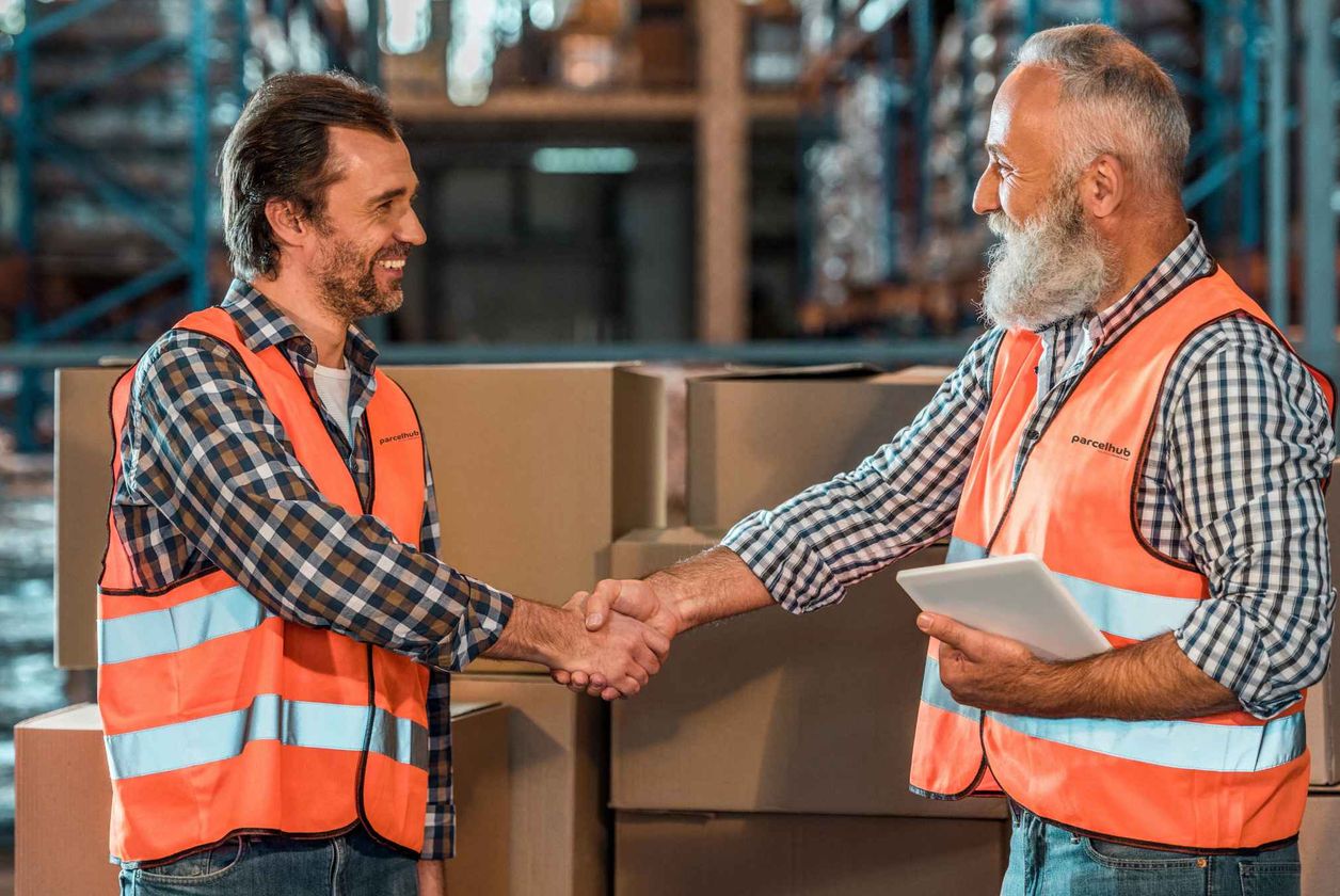 <h3><span class="heading--3">Expand Your Business Globally</span></h3>

<p>With Parcelhub, you can benefit from national and <a href="https://www.parcelhub.co.uk/cross-border/international-parcel-delivery">international parcel delivery</a> services at the most competitive market prices, as we partner with the leading UK and international business courier companies. Our standard parcel delivery services are designed to support small to large retailers, wholesalers, and brands looking for the most efficient and reliable way of sending items to their customers. Whether your business is sending books, sportswear, or smartphone accessories, we have a seamless delivery solution.</p>
