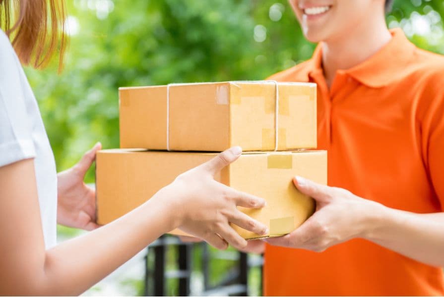 <h2><span class="heading--2">How to Manage eCommerce Returns&nbsp;</span></h2>

<p>The&nbsp;rise of online shopping has resulted in a rise in items being returned. We take a look at consumer trends,&nbsp;the impact on retailers and strategies to minimise costs and maximise profitability.</p>

<p>Find out more about how to&nbsp;reduce the number of returns while boosting revenue and customer satisfaction.</p>
