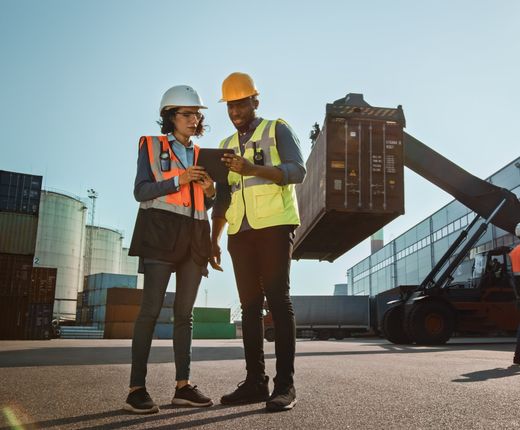 <p style="font-family: arial-rounded-mt-bold; weight: 600; color: #ffffff; font-size: 40px; line-height: 50px; margin: 0; padding: 0">Send Parcels Worldwide<br>with Ease</p>