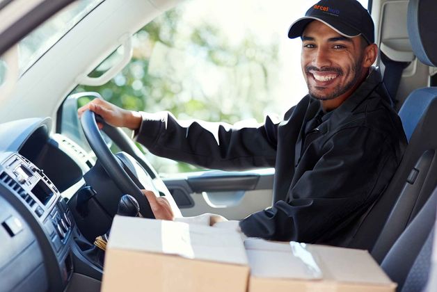 <h2><span class="heading--2">Make speedy despatching your competitive advantage with Parcelhub</span></h2>

<p>Whether you&rsquo;re shipping homewares, luxury apparel, health supplements or sporting goods, Parcelhub has more than 10 years of experience helping retailers optimise their eCommerce shipping processes. Thanks to a consultative approach, our dedicated account managers become an extension of your team, ensuring you are utilising the most appropriate parcel delivery solutions for your product range.</p>
