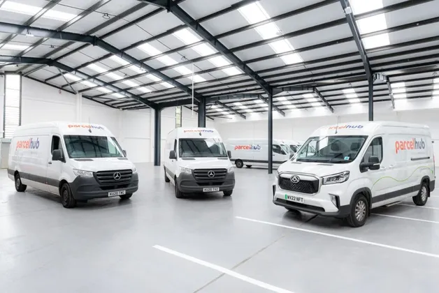 <p><span class="heading--4">Here&rsquo;s why West Midlands-based retailers, brands and wholesalers trust Parcelhub with their local parcel collections and international distribution:</span></p>

<ul>
	<li>Access 20+ carriers and 600+ delivery options from a single platform.</li>
	<li>Single collection regardless of carrier choice; single contact, single contract.</li>
	<li>Easy integration with your order management system and sales channels.</li>
	<li>Accelerate your label production and order processing.</li>
	<li>Benefit from discounted rates thanks to The Whistl Group's buying power.</li>
	<li>We care for your delivery performance, so you don&rsquo;t have to.</li>
	<li>We can even <a href="https://www.parcelhub.co.uk/enhanced-delivery-management">answer your customers&rsquo; delivery queries</a> on your behalf.</li>
</ul>
